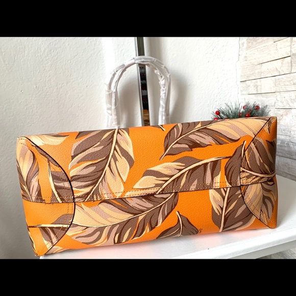 Coach Reversible City Tote - Picture 6 of 10
